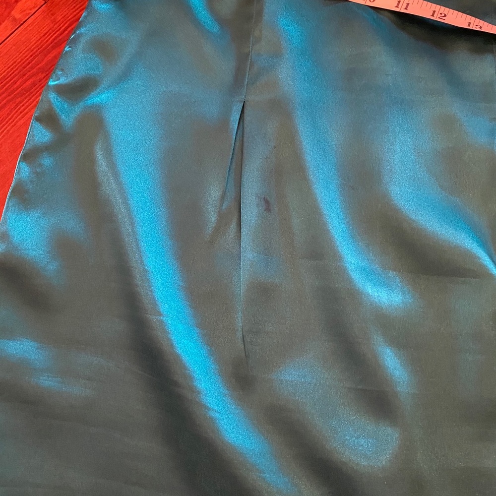 Dress - Picture 11 of 11